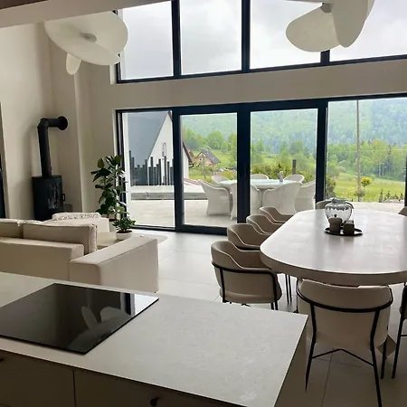 Babiogorska Stodola * 자보자